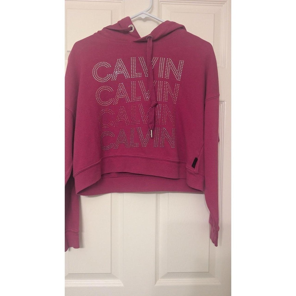 Calvin Klein - Picture 2 of 4